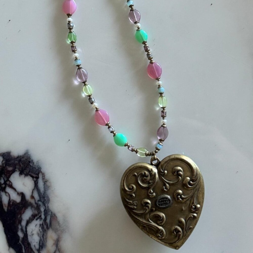 Michal Golan Amethyst Heart Necklace with Multicolored Beads. - Picture 7 of 9